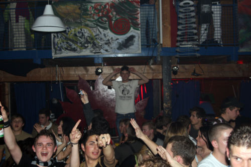 Housearrest240207_1536