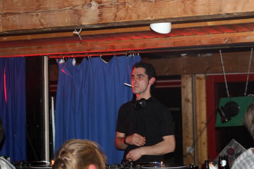 Housearrest240207_1560